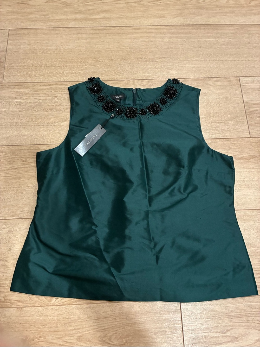 NWT Talbots Women’s Green Satin Silk Beaded Sleeveless Shell Top Size 14P